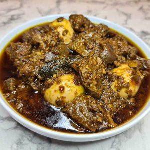 Ofada Sauce with Assorted Meat